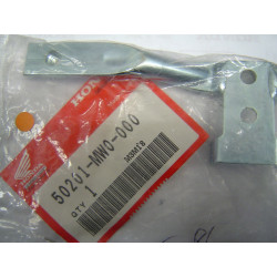 Patte fixation cache latéral droit Honda CBR900RR 92/93