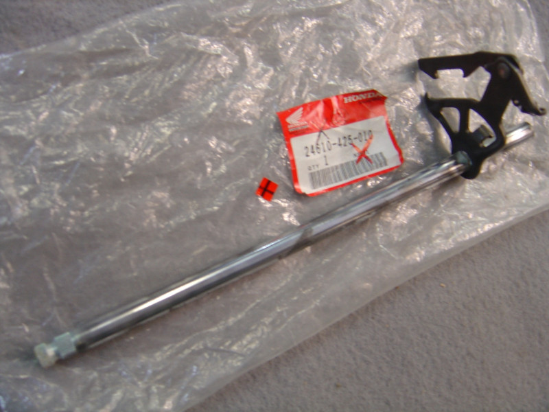 Axe Sélecteur Honda CB750 CB1100F CB1100R - Réf 24610-425-010
