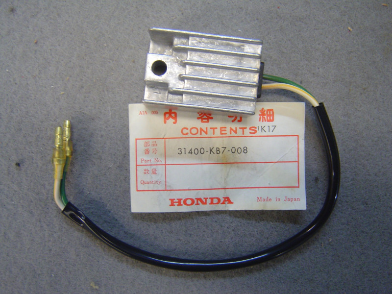 Régulateur SH514 Honda 31400-KB7-008 | Pièce Honda