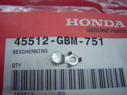 Anti refoulement dans maitre cylindre de SFX50 95-01 SGX50 97-98 SH100 96 SH