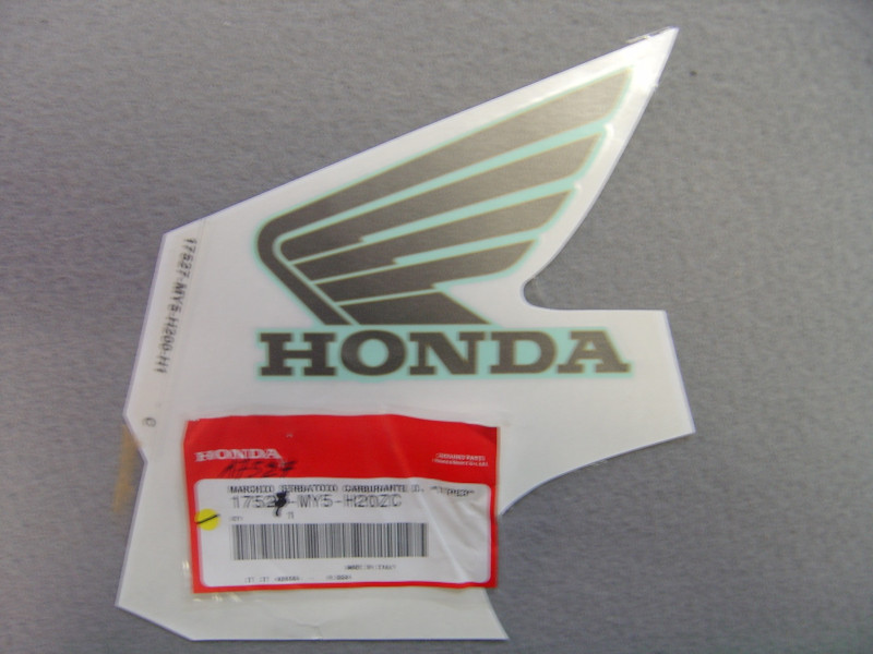 Décor autocollant réservoir gauche Honda CB500Y 2000 – Type 3