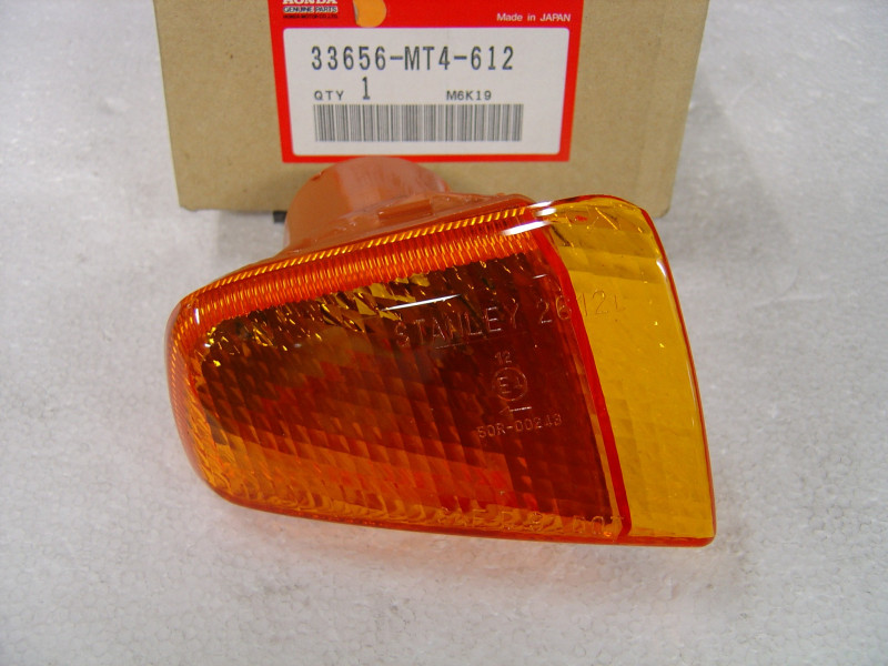 Cabochon clignotant AR gauche Honda VFR750F 94-95 - 33656-MT4-612