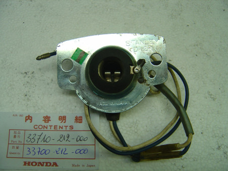 Base Feu Arrière Honda Ancien Modèle C92 C95 CA160 – Réf. 33710212000