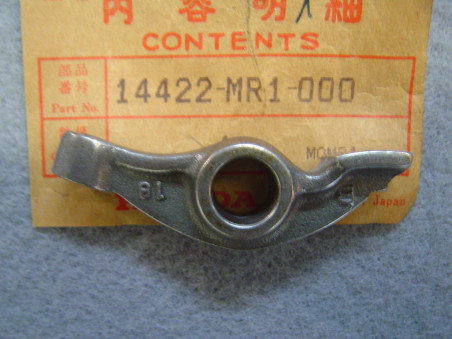 Basculeur B admission Honda 14422-MR1-000 | Pièce Honda