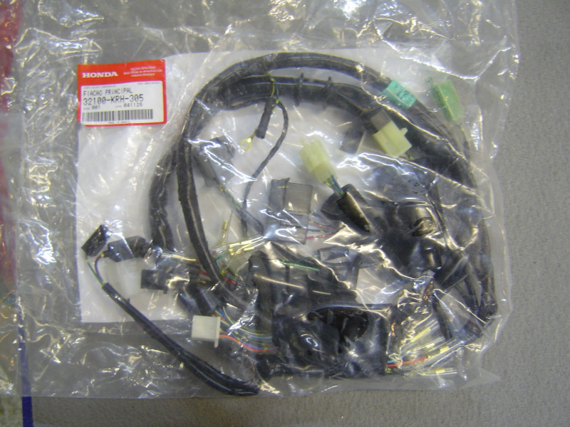 Faisceau electrique de XR125L 2003/2004 HONDA 32100-KRH-305
