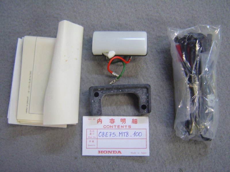 Kit éclairage de coffre de GL1500 idem 08E75MT8300 08E75MAMC00