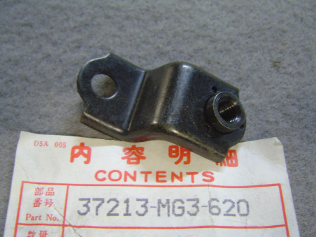 Support Fixation Plaque Phare Honda XR250R XR600R - 37213MG3620