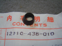 Joint caoutchouc goujons cylindre Honda CB900FZ-FA 12110-438-010