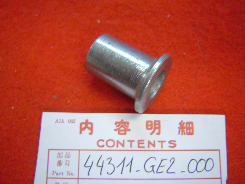 Entretoise Roue Avant Honda MBX80 MBX125FE - Réf. 44311GE2000