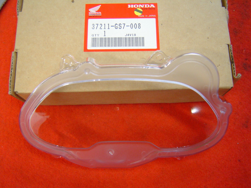 Vitre Boîtier Compteurs Honda SA50 Vision | Réf. 37211GS7008