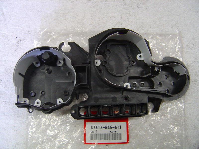Boîtier intérieur compteurs Honda CBR900 94-97 - Réf. 37615MAE611
