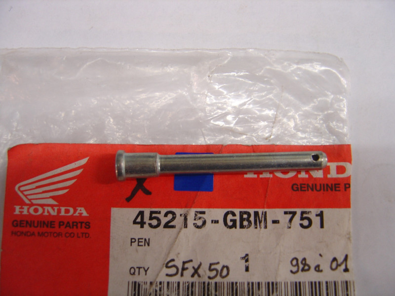 Axe Plaquettes de Frein Honda SFX50 SKY50 X8R50 - 45215GBM751