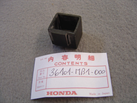Caoutchouc fixation relais pompe essence Honda 36101-MB1-000