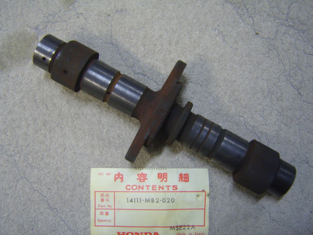 Arbre à cames admission cylindre avant Honda VF750 14111-MB2-020
