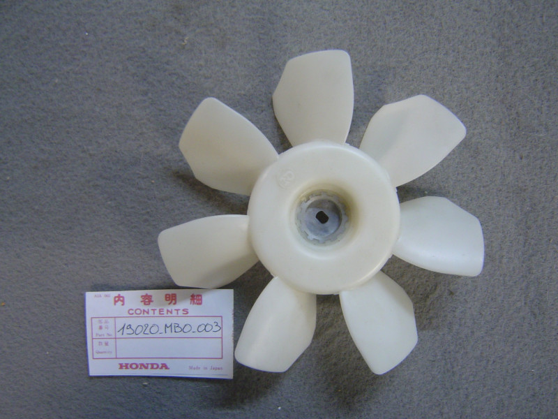 Hélice ventilateur Honda VF750C/CD 19020-MB0-003 NOS