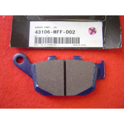 Plaquette Frein (B) AR Honda 43106MFFD02 XL700V XRV750