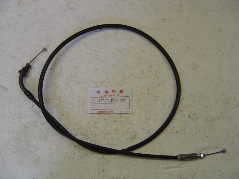 Cable de gaz retour de GL650 83
