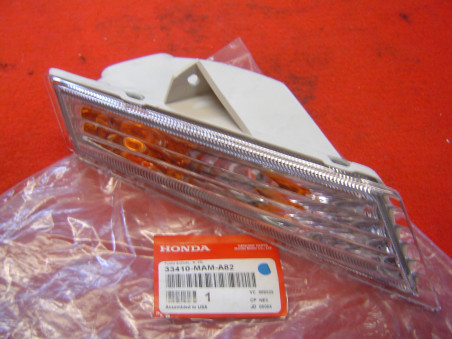 Clignotant avant droit Honda GL1500 US 98-00 - Réf. 33410MAMA82