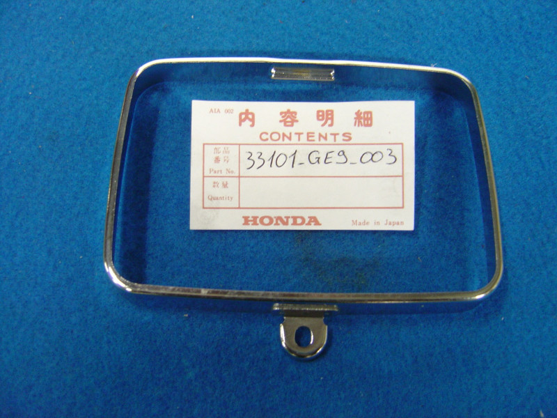Cerclage de phare Honda NP50C – Réf. 33101-GE9-003