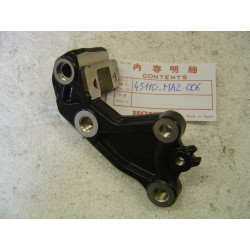 Support étrier frein gauche Honda CBX1000 - Réf. 45110MA2006
