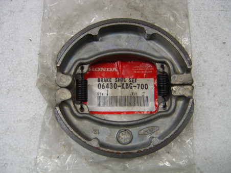 Mâchoires Frein Arrière Honda CB125 CM125 - Réf. 06430-KBG-700
