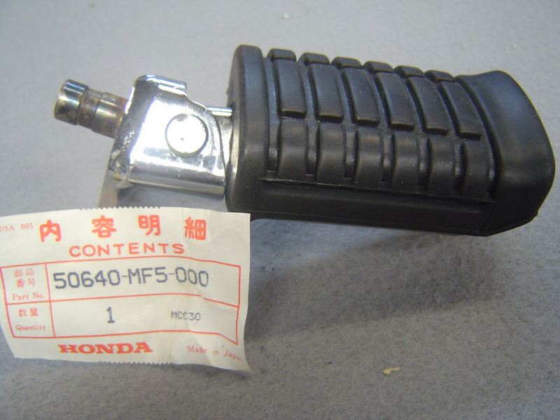 Repose-pied avant gauche Honda VT500C 83 - 50640MF5000