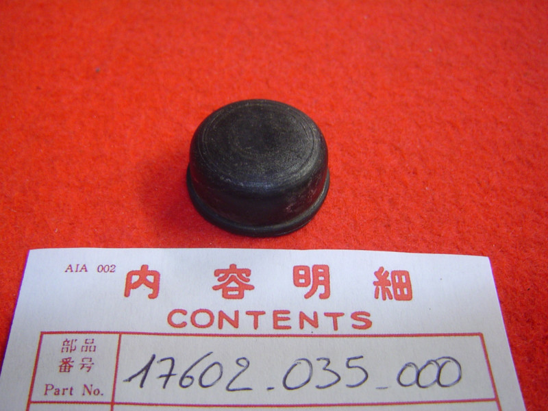 Caoutchouc réservoir Honda S50 SS50 S65 - Réf. 17602035000