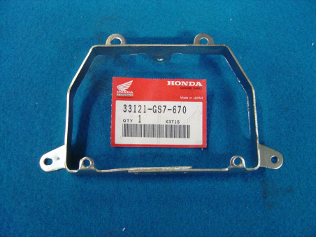 Cadre Phare Honda SA50 88 - Référence 33121-GS7-670