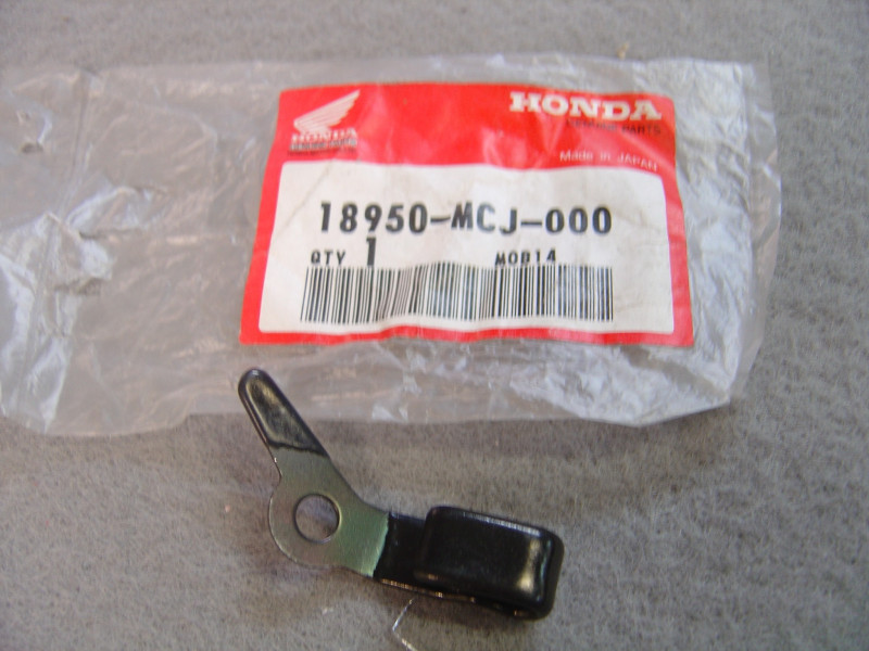 Agrafe câble couvercle générateur Honda CBR900RR - 18950MCJ000