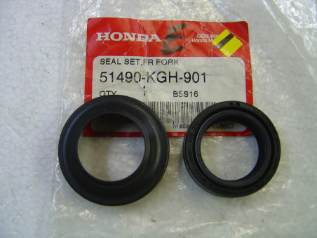 Kit joint spi fourche et cache poussières de ANF125 Innova 2003/11 ATTENTION