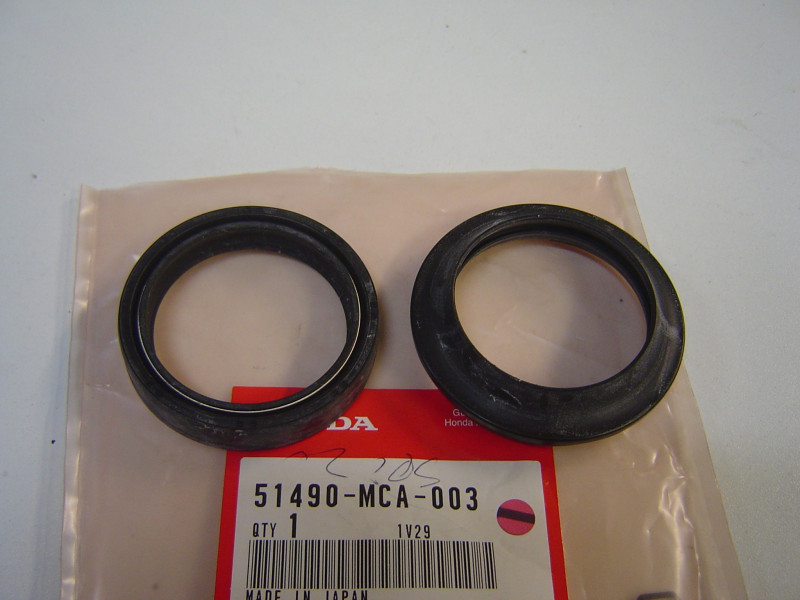 Kit Joint Spi Fourche Honda + Cache Poussière 51490MCA003