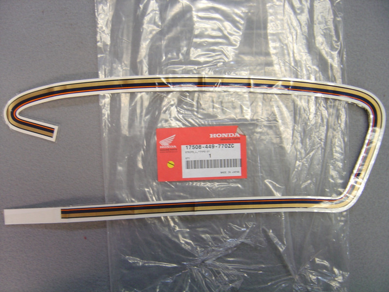 Décor Autocollant Réservoir Gauche Honda CX500CA 80 – Type 3