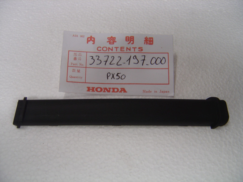 Garniture Feu Arrière Honda PX50 – Réf. 33722197000