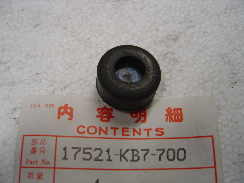 Silentbloc Réservoir Honda XL250SC - Réf. 17521KB7700