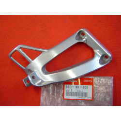 Platine repose-pied AR droit Honda XRV750 - Réf. 50711MY1000