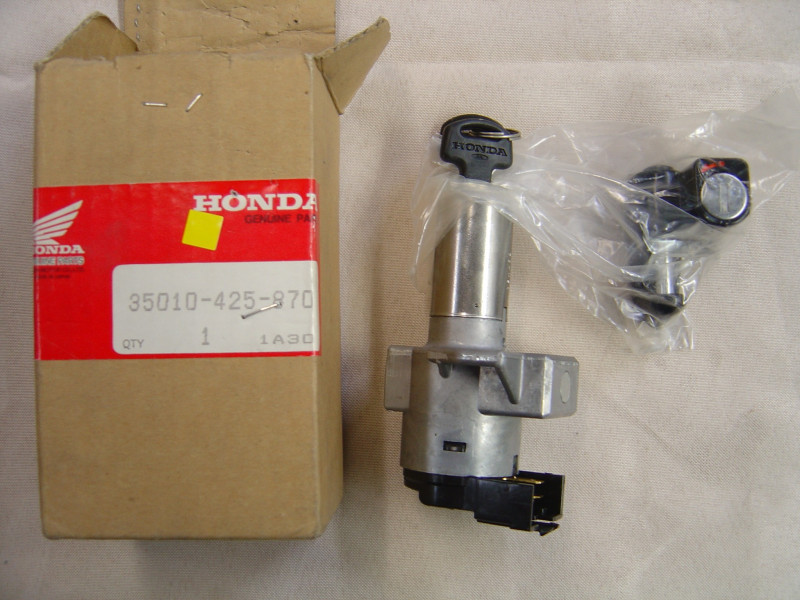 Contacteur à clefs + serrure Honda 750KZ 750FA | Réf. 35010-425-870