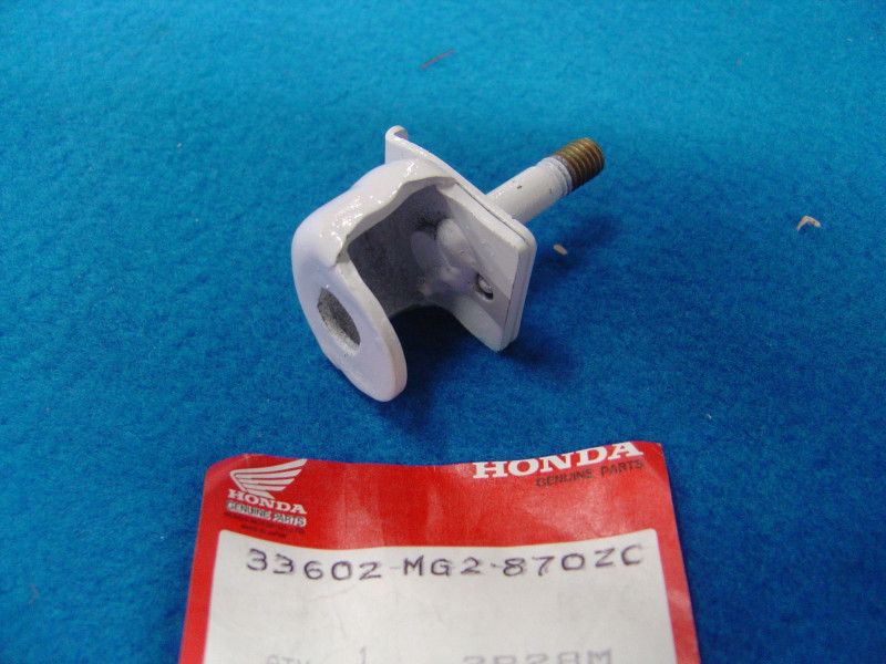 Support clignotant Honda XL600R 87 – Réf. 33602MG2870ZC