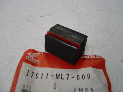 Silent bloc dans montage de réservoir VFR750F 86/97 VFR400R HONDA 17611-ML7-000