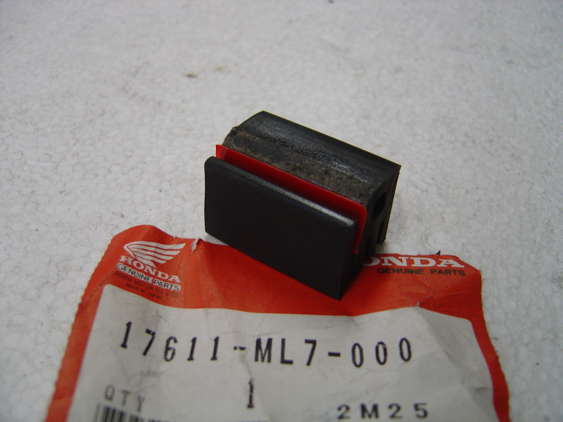 Silent bloc réservoir Honda – Réf. 17611-ML7-000