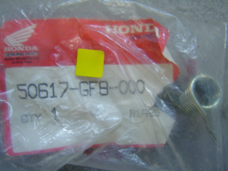 Ressort Repose-pieds Honda QR50 83/98 - Réf. 50617GF8000