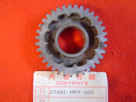 Pignon 5ème vitesse 35 dts arbre primaire Honda GL1100