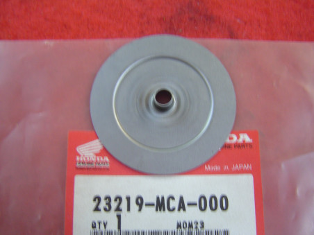 Plaque roulement arbre renvoi Honda GL1800 F6B - 23219MCA000