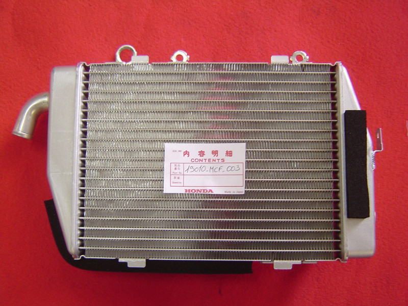 Radiateur eau gauche Honda VTR1000 SP1 00-01 | Réf. 19010MCF003