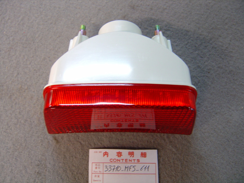 Feu Arrière Honda VT500CD 83 - Réf. 33710MF5611