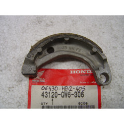 Mâchoire frein arrière Honda SH50 SH75 – Réf. 43120GJ4761