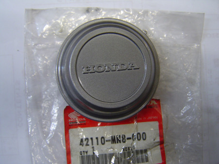 Bouchon roue arrière Honda NTV650 88-91 – Réf. 42110MN8000