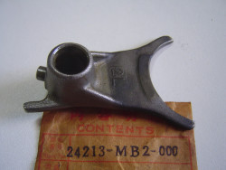 Fourchette de boite coté gauche de VF750FD