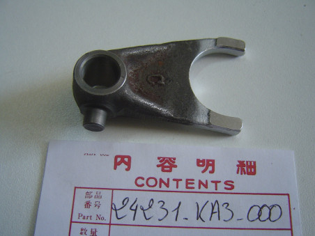 Fourchette Boîte Centrale Honda CR125 81/82 - Réf 24231KA3000