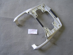 Porte paquets de NX650 92-96 code couleur nh146m idem 50300MAK000ZA