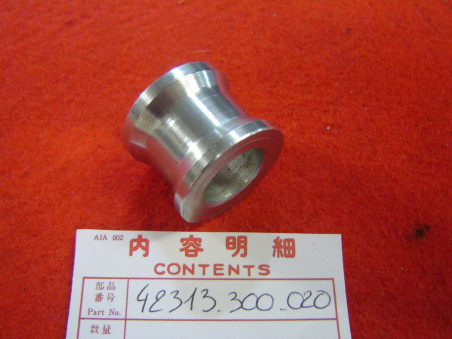 Entretoise roue AR droite Honda CB750K – Réf. 42313300020